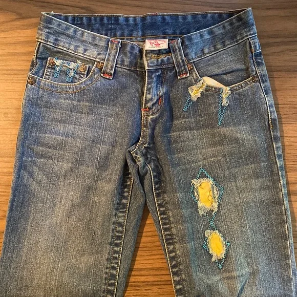 True Religion Womens Embroidered Jeans. New - Picture 2 of 6
